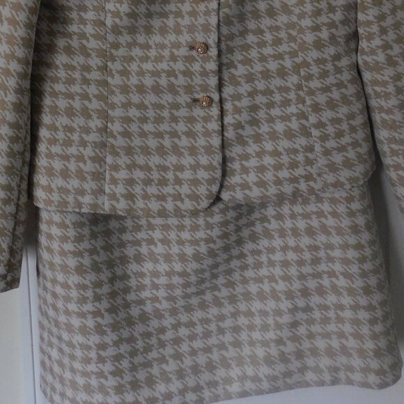 Tahari Skirt Suit - Picture 3 of 3